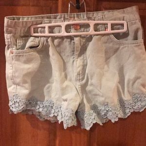 Refuge shorts with lace detail